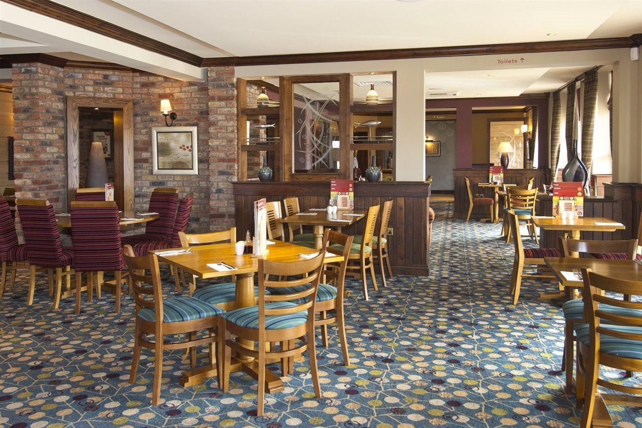 Premier Inn 비세스터 외부 사진